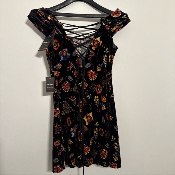 Forever 21 Black and Orange Fit and Flare Mini Dress - Picture 5 of 10